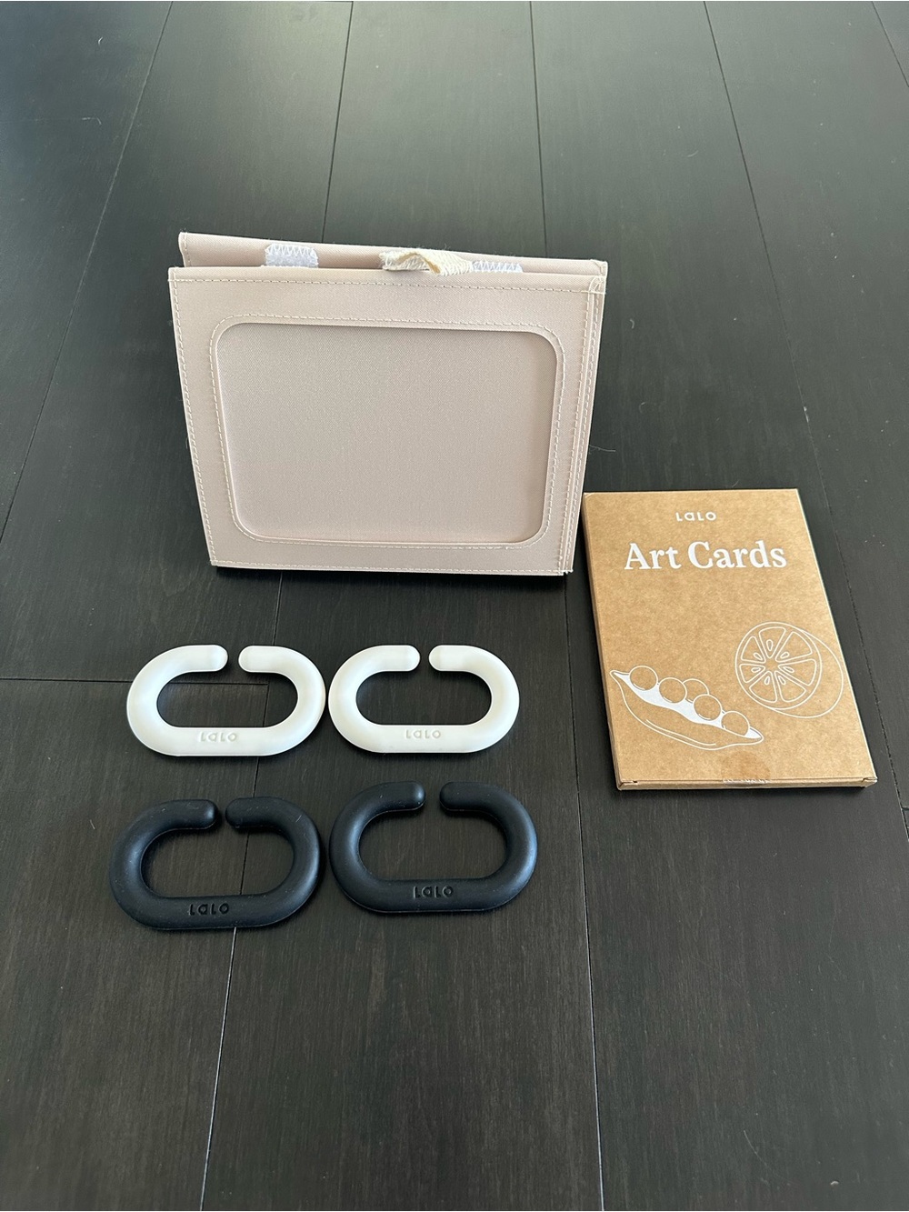 Lalo Art Cards with Beige Card Holder